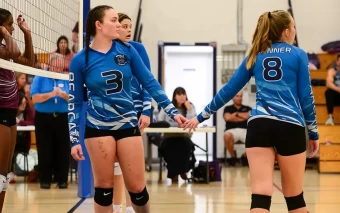 Girl's Varsity Volleyball