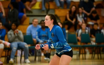 Girl's Varsity Volleyball