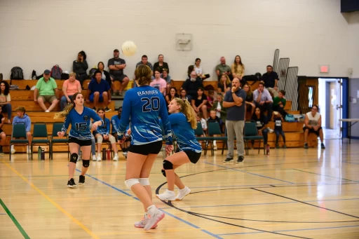 Girl's Varsity Volleyball