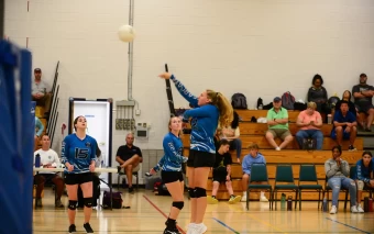 Girl's Varsity Volleyball