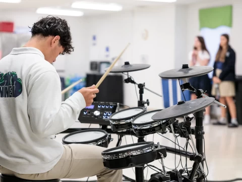 Chesterfield Praise 2023