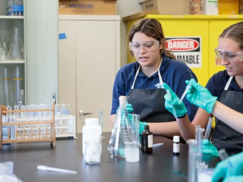 Cameron Noon Science Class