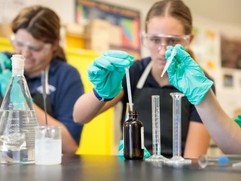 Cameron Noon Science Class