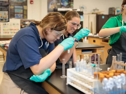 Cameron Noon Science Class